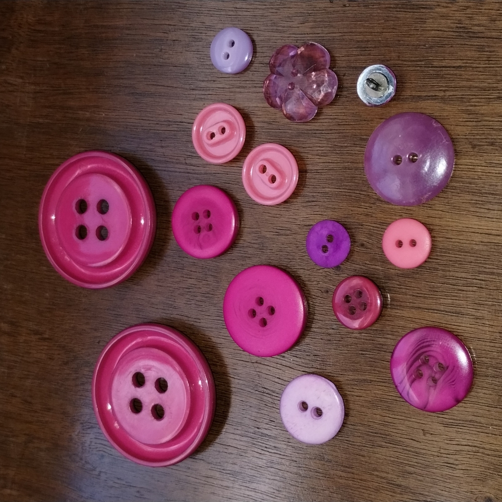 Assorted Pink Buttons - Picture 2 of 2